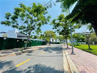 Cần nhượng lại lô biệt thự khu phước long a gần sun group. hạ tầng hoàn chỉnh giá 50 tr/m2