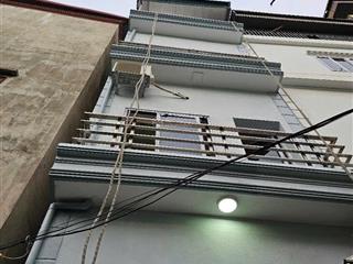 Bán nhà 4 tầng an dương vương, tây hồ.25m gần ciputra, sổ đỏ, giá hợp lí chỉ hơn 4 tỷ về ở luôn
