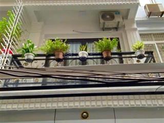 Nhà đẹp full nội thất về ở ngay 6 tầng, dt 39.6m bán ngay tại võng thị, lạc long quân, tây hồ.