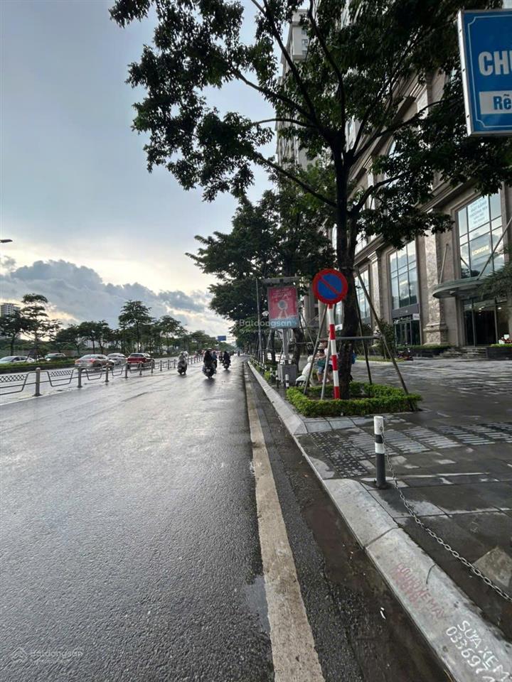 Bán nhà võ chí công, tây hồ lô góc thoáng sáng, 6 phòng ngủ, cho thuê 20 triệu/tháng. giá đầu tư