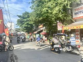 Nhà cấp 4 ngay chợ kinh doanh tốt mặt tiền đường lớn 84m2 sổ vuông vức bán gấp