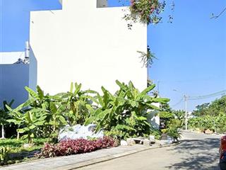 Chủ ngộp bank cần bán gấp lô đất đường thông 10m giá đầu tư xây cao tầng sổ vuông đẹp