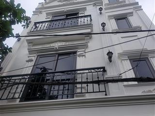 Lô góc, đường rộng 5m, ô tô vào nhà, mặt tiền bề thế. thang máy. ngũ hiệp 60m nhà 5 tầng, hơn 8 t