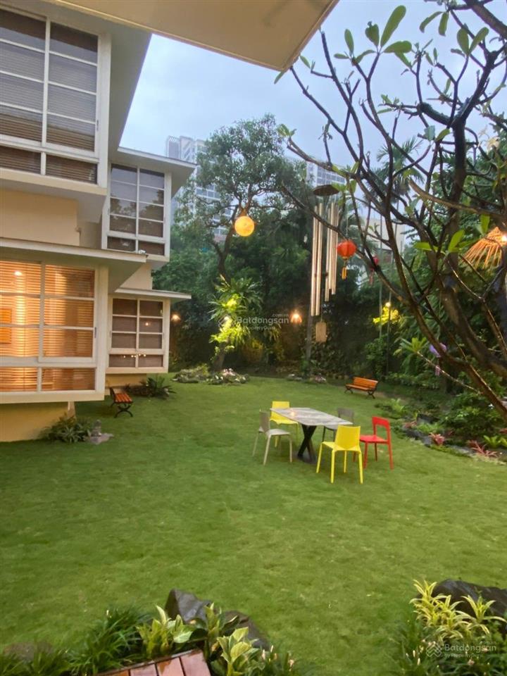 Bán siêu biệt thự duy nhất tại thảo điền, quận 2 3300m2 full thổ cư