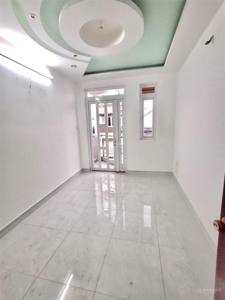 Nhà 5 tầng btct, hẻm 5m thẳng  7pn gần chợ hòa hưng giá chỉ 7.8 tỷ còn tl!