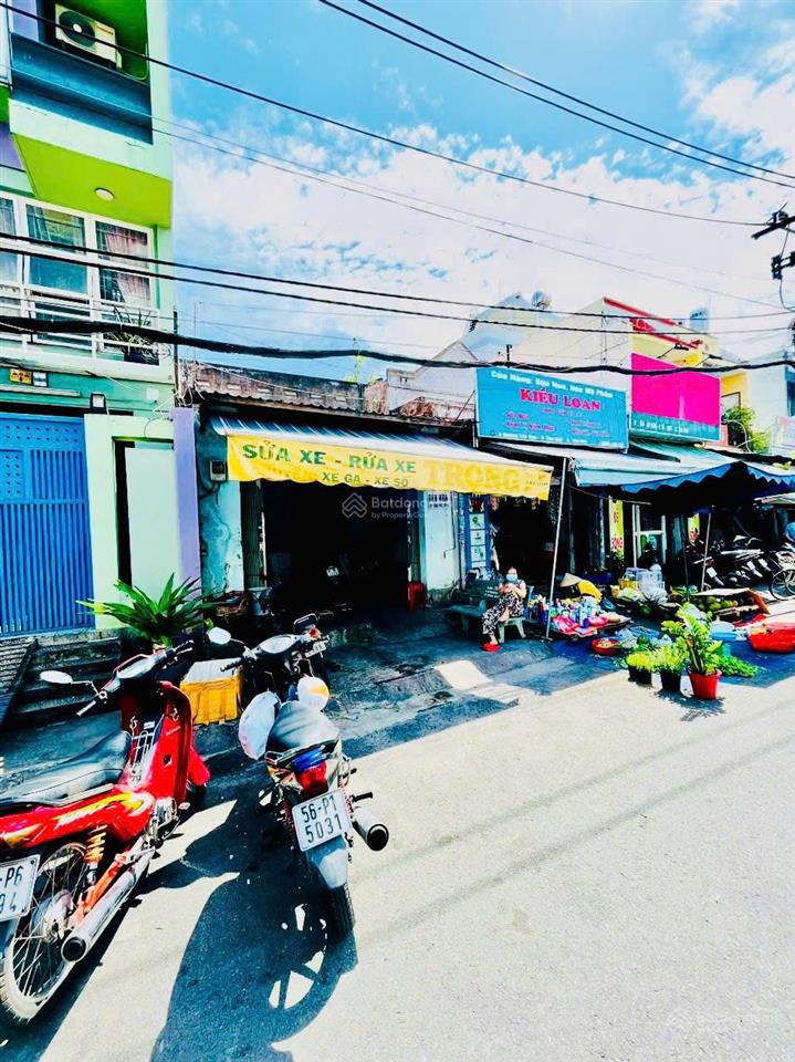 (giá tốt) mặt tiền kinh doanh ngay chợ tân hương (4m x 17.5m) nhà 1 lầu chỉ 11 tỷ,  0987 788 ***