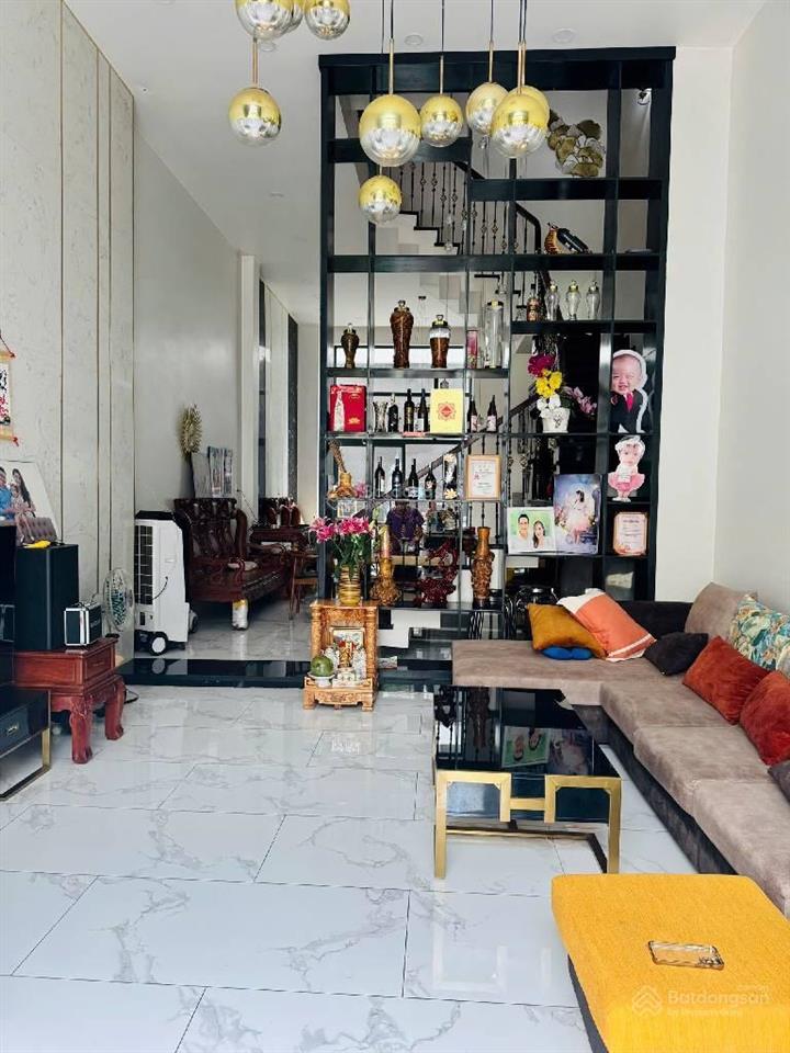 Bán nhà khu vip, quy hoạch đẹp, 4 tầng mặt tiền đường 10m thuộc khu dân cư an sương, dt đất 100m2