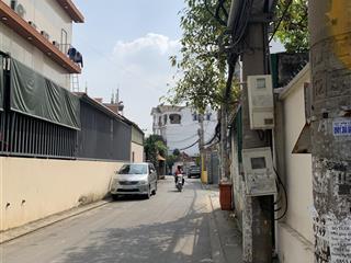 Bán nhà hẻm oto chạy thuộc đường phan văn hớn, gần trường chinh, siêu thị coopmart, chung cư..