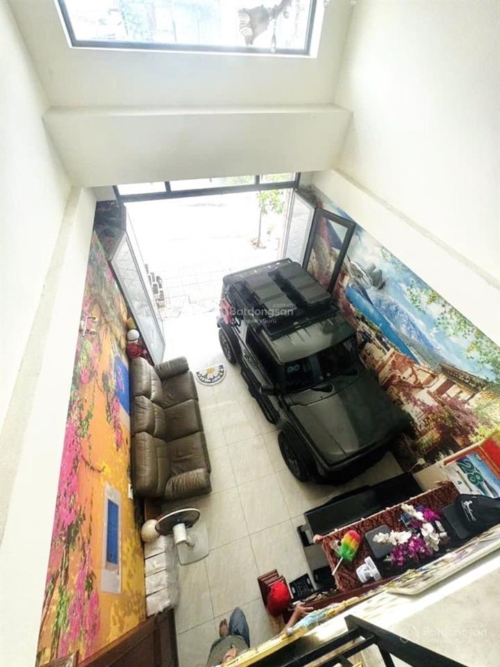 Chủ nhiệt bán giảm 400tr giá tốt chỉ nhỉnh 7 tỷ, nhà đẹp đường ôtô chạy 8m, gần phan văn hớn