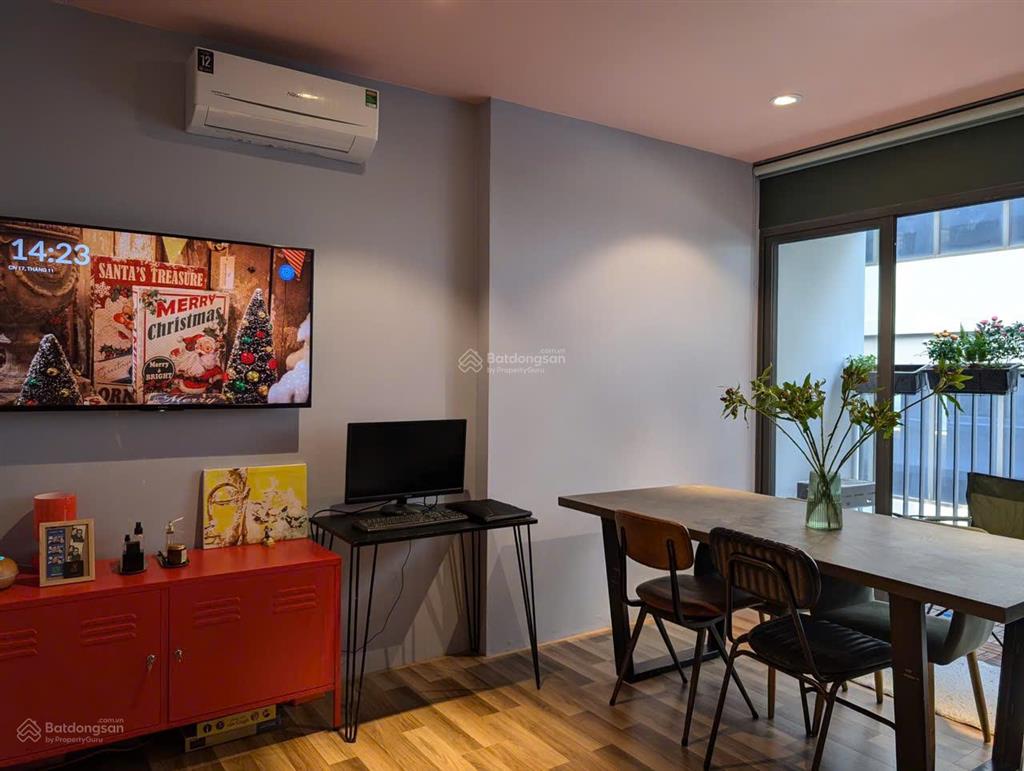 Nhượng lại căn officetel đang có sẵn hđ thuê, nhà đẹp có thể kinh doanh airbnb. giá 2,4 tỷ bao sổ