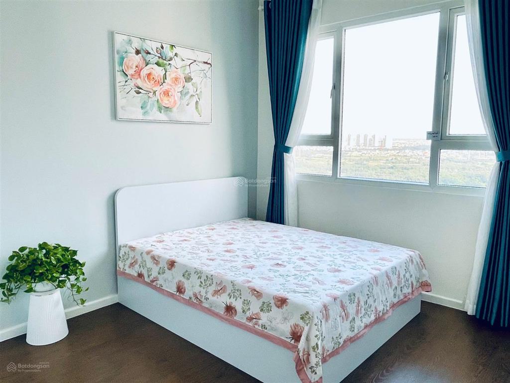 Chính chủ bán 2pn the park full nội thất đẹp như hình. xem nhà 24/7.  thương 0907 495 ***