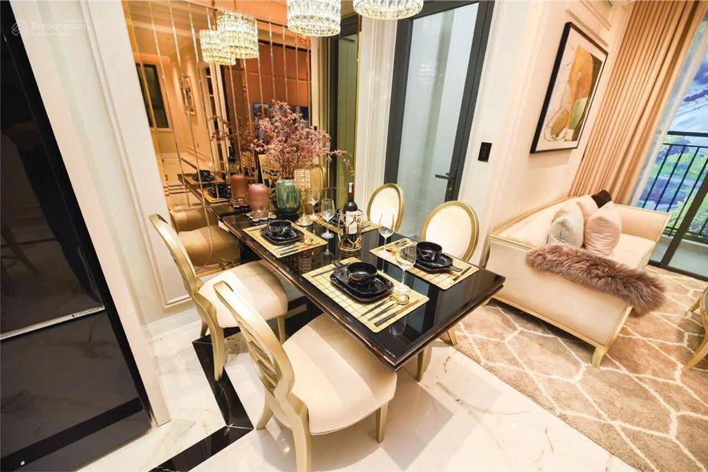 Căn góc 2pn  gần 73m2 thanh toán nhẹ view đẹp rẻ hơn 600tr giá cdt đang bán. 1 căn duy nhất