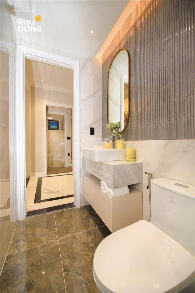 Căn góc 2pn  gần 73m2 thanh toán nhẹ view đẹp rẻ hơn 600tr giá cdt đang bán. 1 căn duy nhất