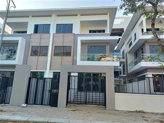 Bán liền kề thanh hà cienco5 đường 17m giá chỉ 89tr/m2,  0981 391 ***
