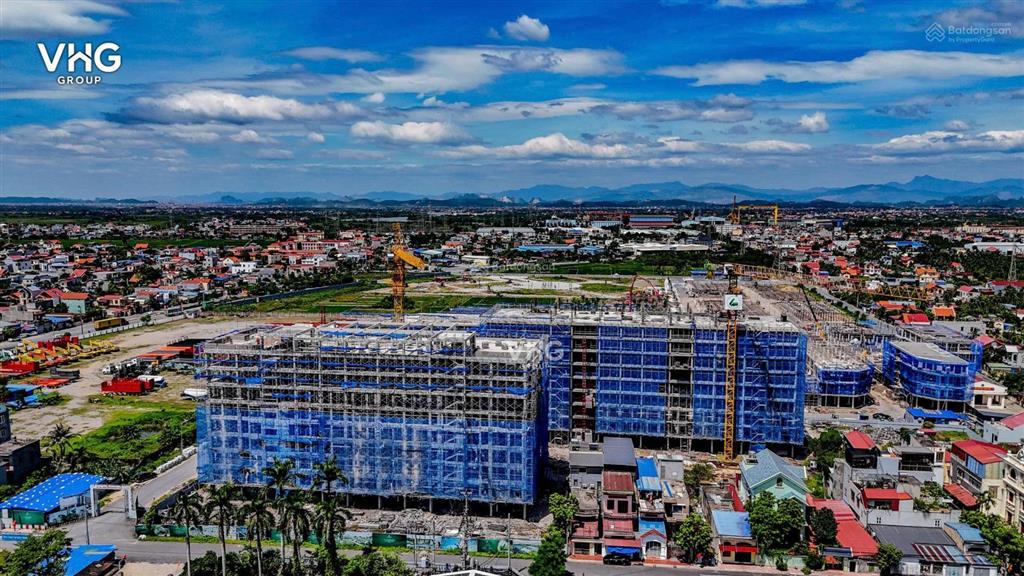 Bán nhanh căn liền kề đối diện khu tiện ích, ngay trục chính dự án him lam central park
