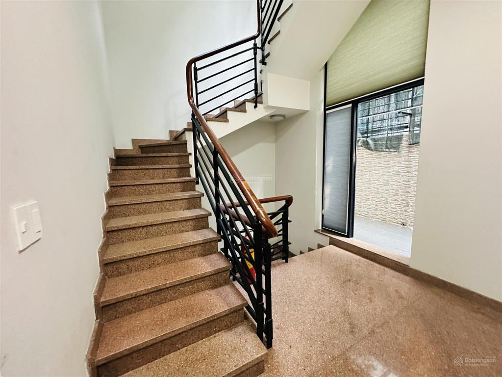 Bán nhà 51 đường số 7 kdc phú mỹ vạn phát hưng, quận 7 | có thang máy, sổ hồng riêng