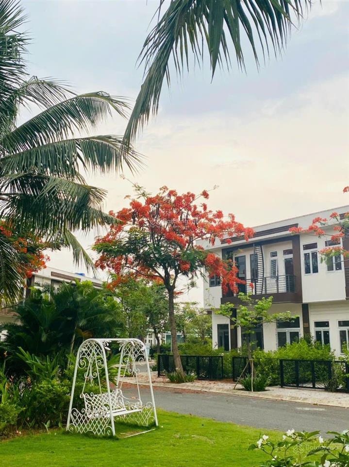 Biệt thự giá rẻ nhất ta 3pn, 2wc tại trần anh riverside, 2,85 tỷ, 120m2, chính chủ giá tốt