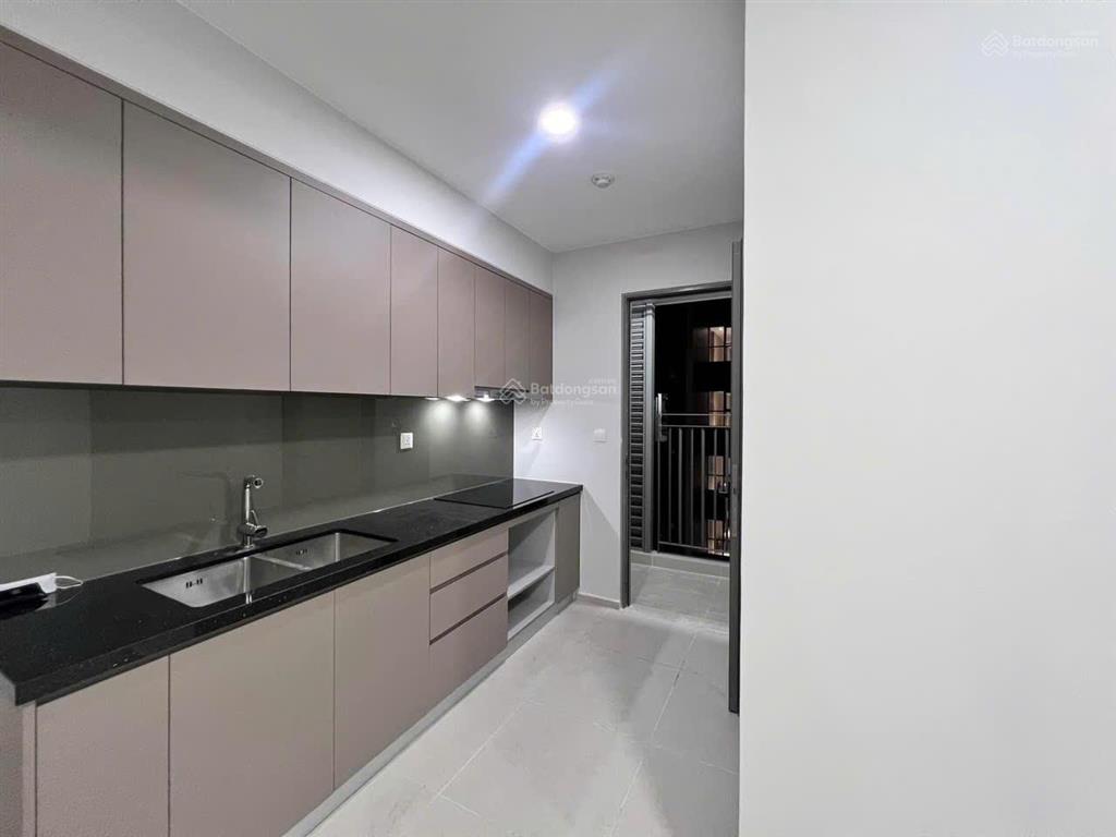 Bán căn góc dt tim tường 69m2 giá 3,080 tỷ. rõ ràng giá cạnh tranh west gate.  0948 673 ***