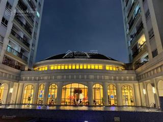Bán ch flemington q11, 85m2, 2pn giá 5,1 tỷ nội thất siêu đẹp  trừ lại 10% (300tr) nhận nhà ở ngay