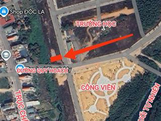Bán lô góc 3 mặt thoáng view công viên trường học. 114m2 mặt tiền 6m. tái định cư thôn làng. sđcc