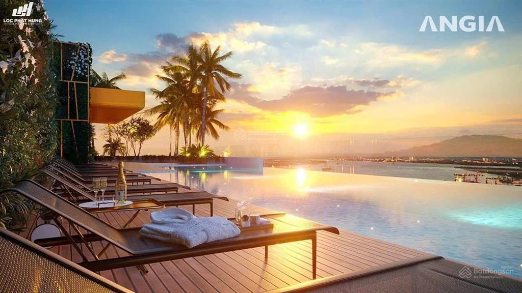 Tứ diện kim cương, the gió riverside quá đẹp, vô cùng hối tiếc khi không mua. gọi ngay 0902 589 ***