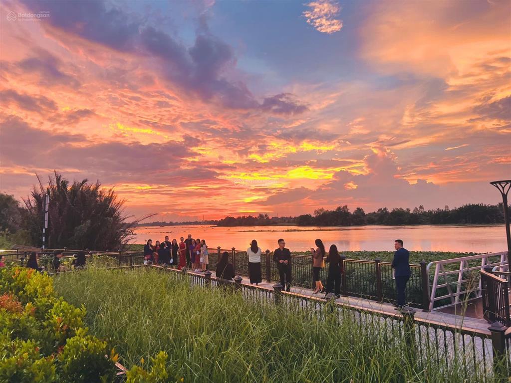 The pearl  waterpoint biệt thự giới hạn chỉ 241 căn dành riêng cho những chủ nhân tinh hoa từ 13tỷ