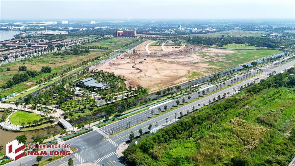 The pearl  waterpoint biệt thự giới hạn chỉ 241 căn dành riêng cho những chủ nhân tinh hoa từ 13tỷ