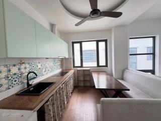 Cần bán nhà phố senturia nam sài gòn đã có sổ riêng dt sử dụng 160m2 1 trệt 1 lửng 2 lầu phù hợp gđ