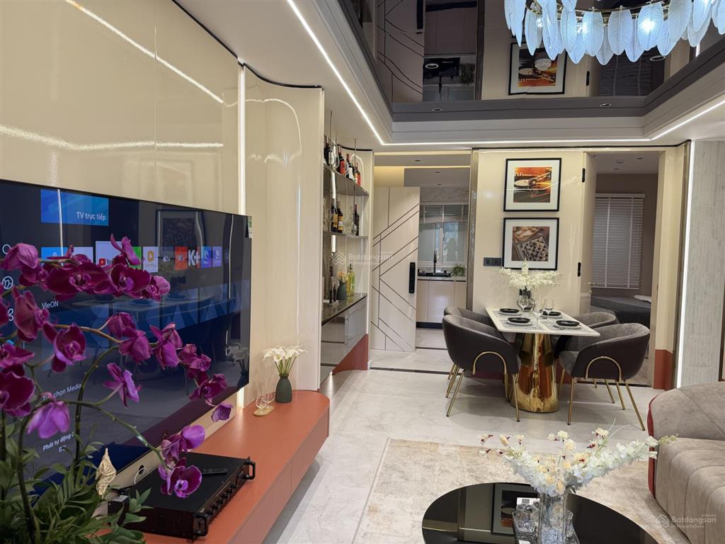 Cực hiếm căn hộ biển rộng 110m2, sân vườn 40m2, 2pn 2wc, full nội thất mới chỉ 7.1 tỷ