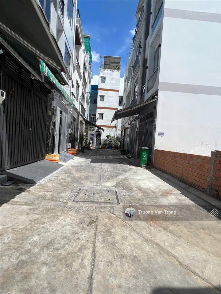 Bán cặp đất hxh 6 m nguyễn sơn 7,4x20 m giá ngộp chỉ 11 tỷ!