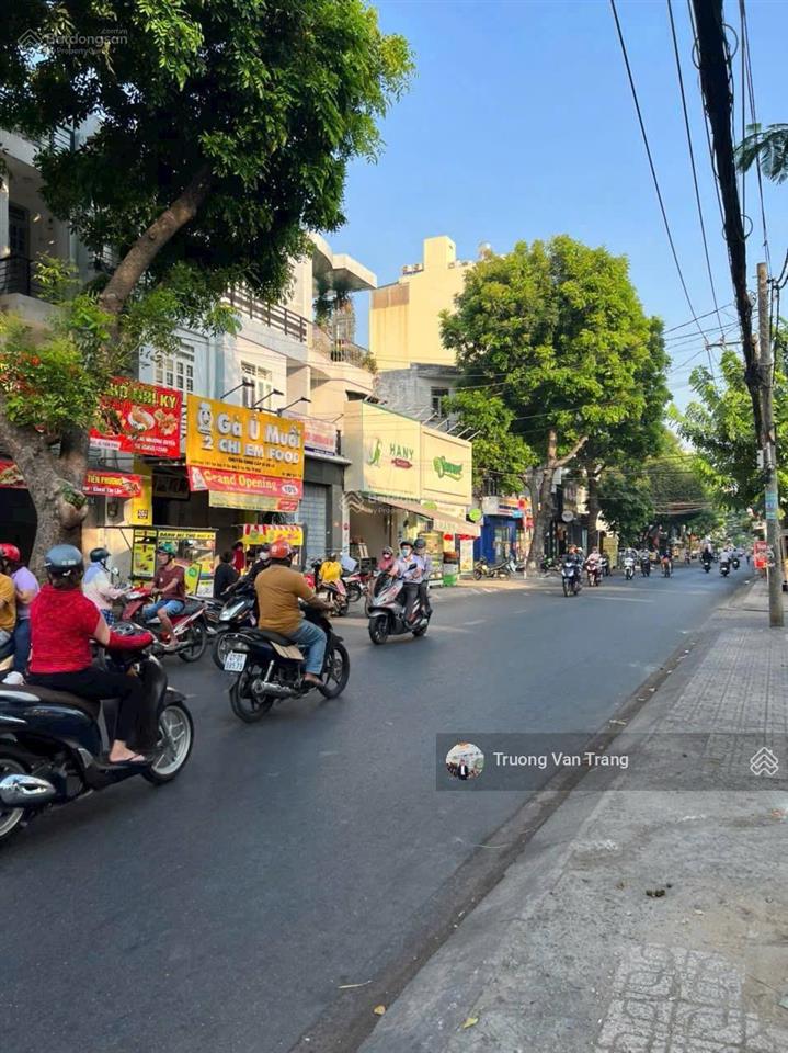 Chủ cần tiền bán nhanh mtkd tân quý 5x20 m đúc 5 tấm giá 19.5 tỷ!