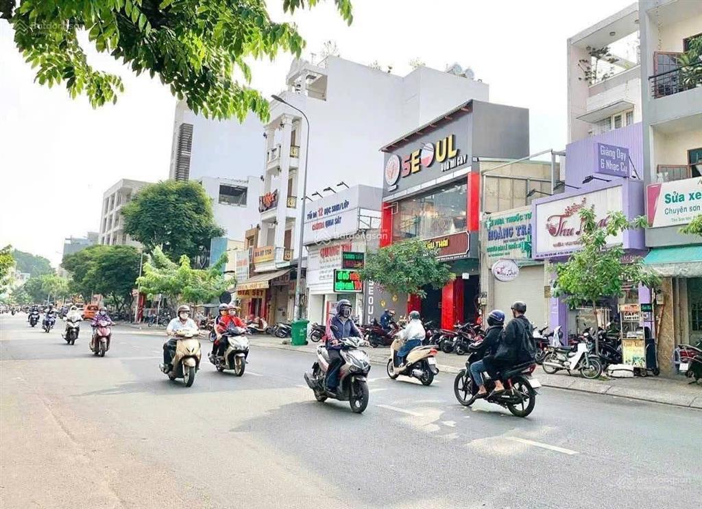 Bán nhanh cặp mtkd tân sơn nhì 8x25 m đúc 3 tấm giá 50 tỷ!