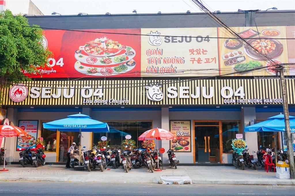Cho thuê mặt bằng ngang 27 m x dài 31m với tổng diện tích lên hơn 837m2 sàn