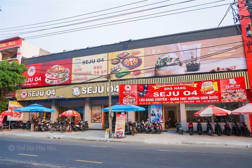 Cho thuê mặt bằng ngang 27 m x dài 31m với tổng diện tích lên hơn 837m2 sàn
