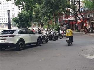 Bán nhà phố phạm huy thôngba đình ( dt 33m 5 tầng mt 4m)