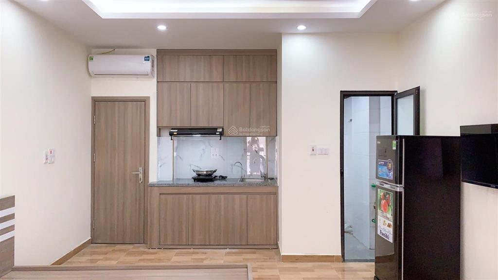 Chính chủ cho thuê ccmn hoàng quốc việt giá 4tr  30m2 full nội thất đẳng cấp châu âu