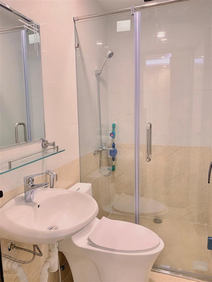 Chính chủ cho thuê ccmn hoàng quốc việt giá 4tr  30m2 full nội thất đẳng cấp châu âu