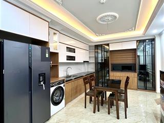 Chính chủ cho thuê căn hộ 1n1k  8tr5  70m2 tại phố ba đình full nội thất đẳng cấp châu âu
