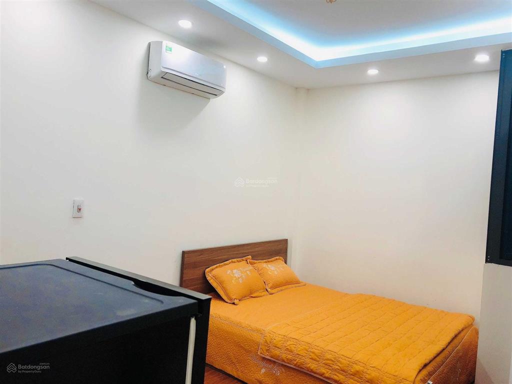 Cc cho thuê căn hộ hoàng quốc việt  30m2 full nội thất giá 4tr1/tháng  an ninh tốt