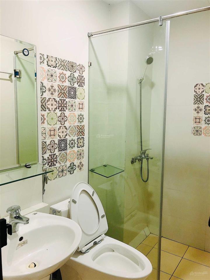Cc cho thuê căn hộ hoàng quốc việt  30m2 full nội thất giá 4tr1/tháng  an ninh tốt