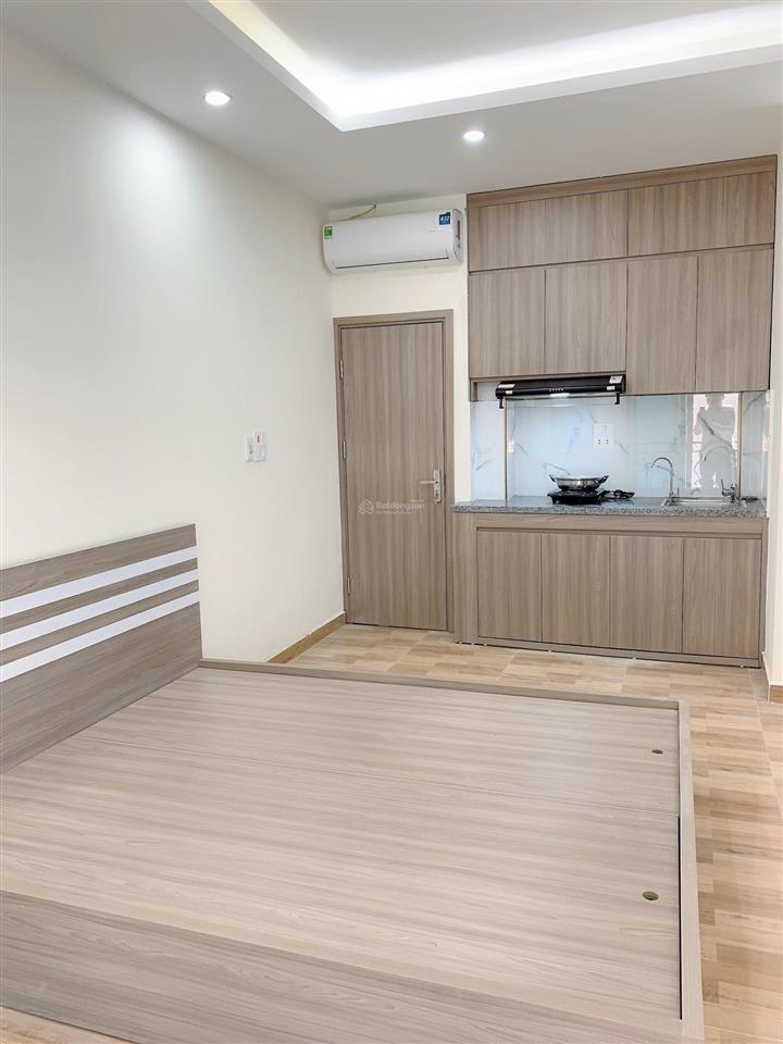Cc cho thuê căn hộ hoàng quốc việt  30m2 full nội thất giá 4tr1/tháng  an ninh tốt