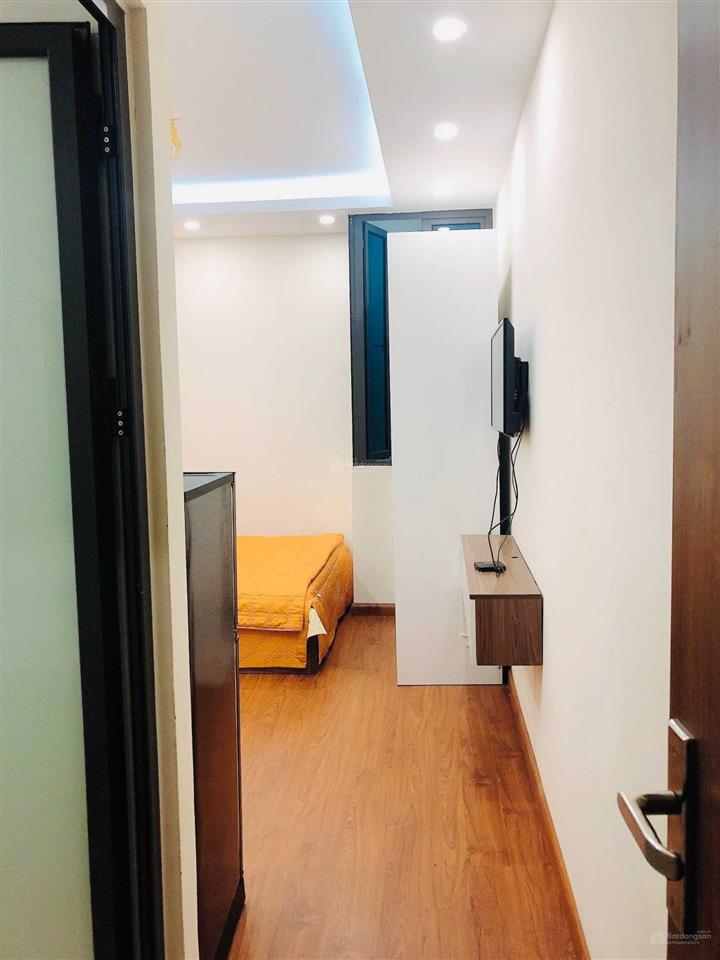 Cc cho thuê căn hộ hoàng quốc việt  30m2 full nội thất giá 4tr1/tháng  an ninh tốt