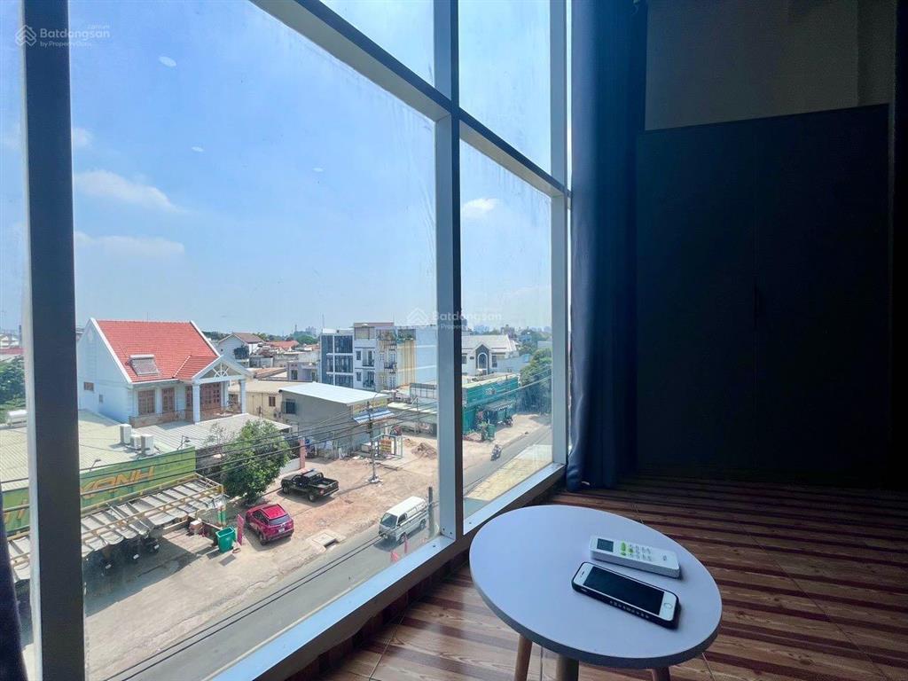 1 phòng ngủ  ban công cửa sổ lớn siêu thoáng mát  tràn ngập ánh sáng tự nhiên  full nội thất