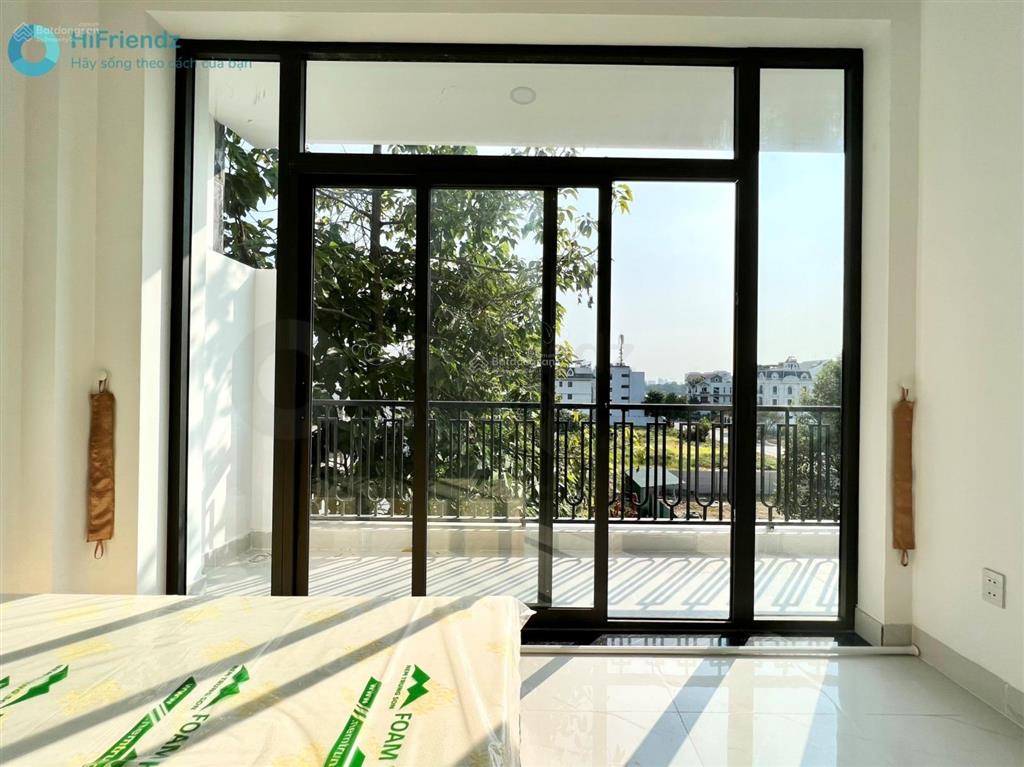 Khai trương căn hộ cao cấp  full nội thất giặt sấy riêng  rộng tận 40m2  hầm xe  ban công lớn