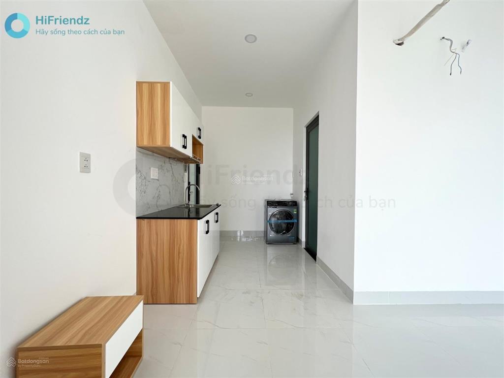 Khai trương căn hộ cao cấp  full nội thất giặt sấy riêng  rộng tận 40m2  hầm xe  ban công lớn