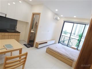 Q2  chdv ban công & full nội thất máy giặt riêng mới full nội thất cực xinhan ninh & yên tĩnh