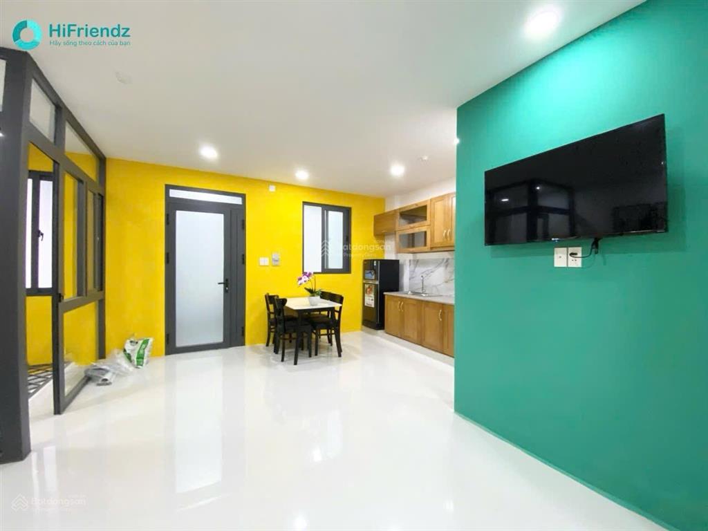 Căn hộ 2 phòng ngủ 65m2 rộng rãi thoáng mát  có thang máy, gần đại học gtvt, văn hoá, cầu sài gòn