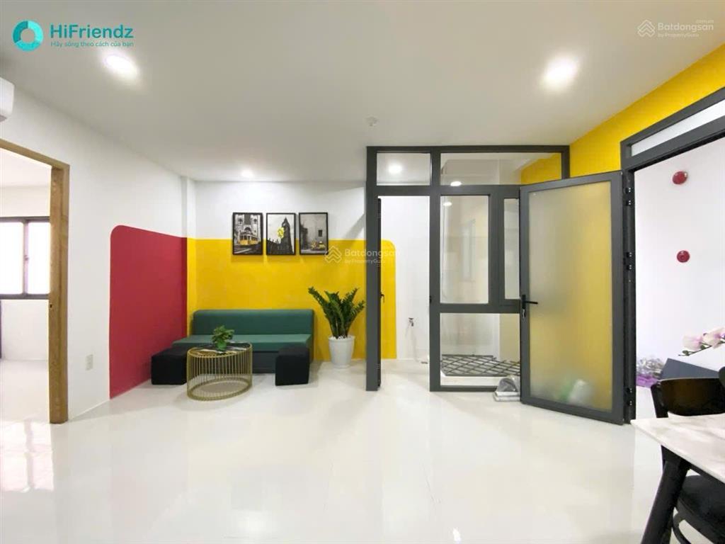 Căn hộ 2 phòng ngủ 65m2 rộng rãi thoáng mát  có thang máy, gần đại học gtvt, văn hoá, cầu sài gòn