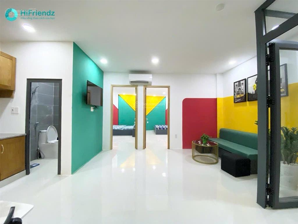 Căn hộ 2 phòng ngủ 65m2 rộng rãi thoáng mát  có thang máy, gần đại học gtvt, văn hoá, cầu sài gòn