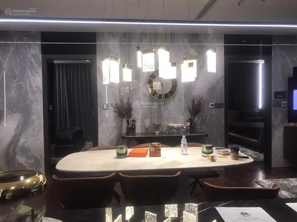 Cho thuê gấp căn hộ a22008 3pn view sông 121m2 vinhomes q1  full ntcc như hình dt 121m2 chỉ 36,8tr